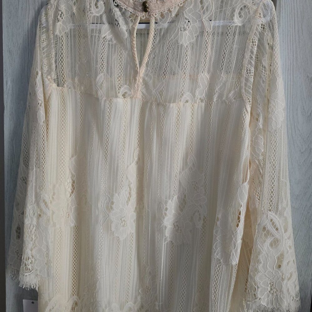 Ophelia Row Blouse - Picture 2 of 2